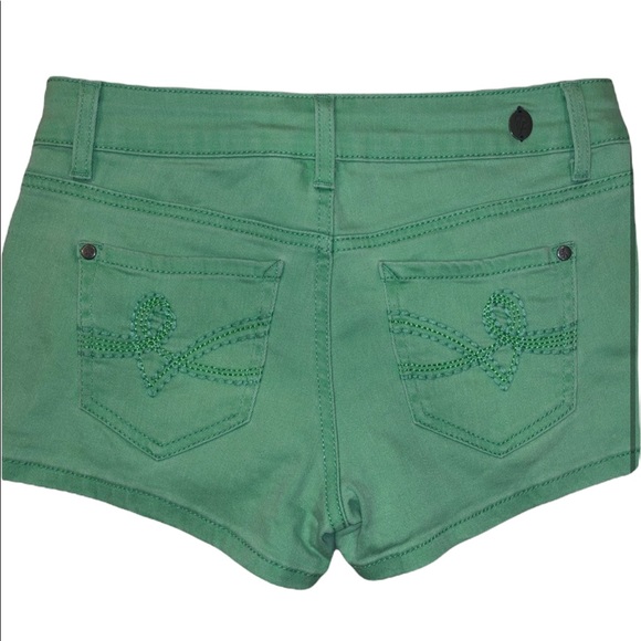 True Freedom Mint Shorts Size 3 - Picture 2 of 5